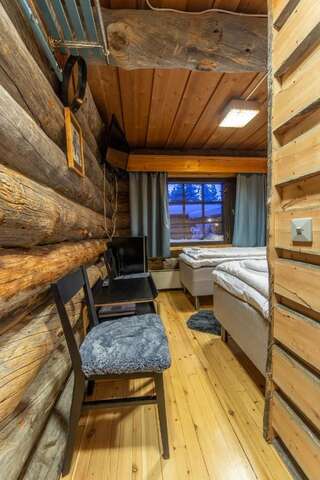 Дома для отпуска Kuukkeli Porakka Rooms Саариселькя Двухместный номер эконом-класса с 2 отдельными кроватями и общей ванной комнатой-2